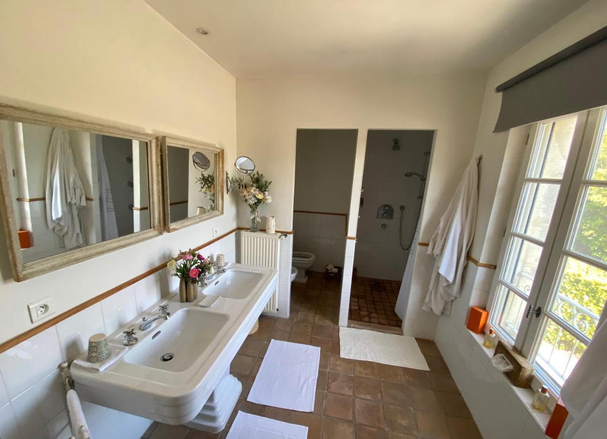 La Ferme De Gigognan Bed & Breakfast Avignon Exterior photo